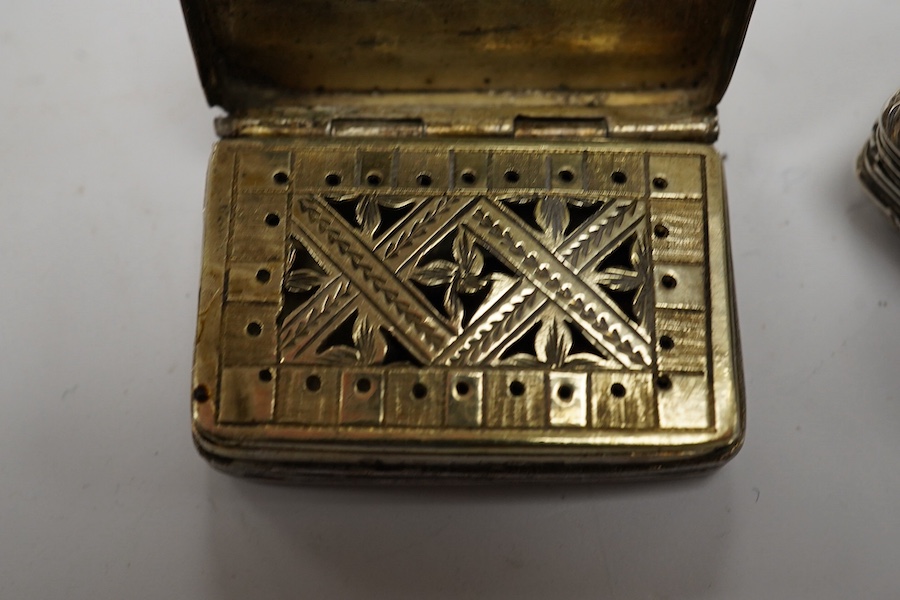 A George IV silver rectangular vinaigrette, John Thropp, Birmingham, 1824, 40mm (a.f.) and one other ribbed silver vinaigrette. Condition - poor